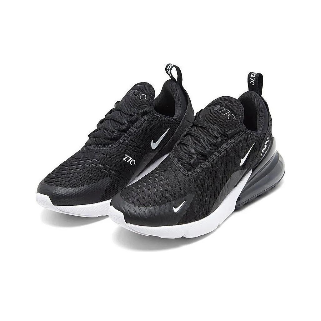 Nike Air Max 270 - вид сзади