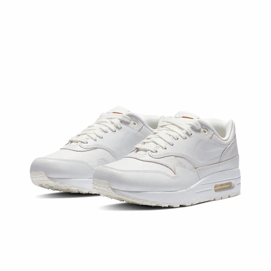 Nike Air Max 1 'Yours' - вид спереди