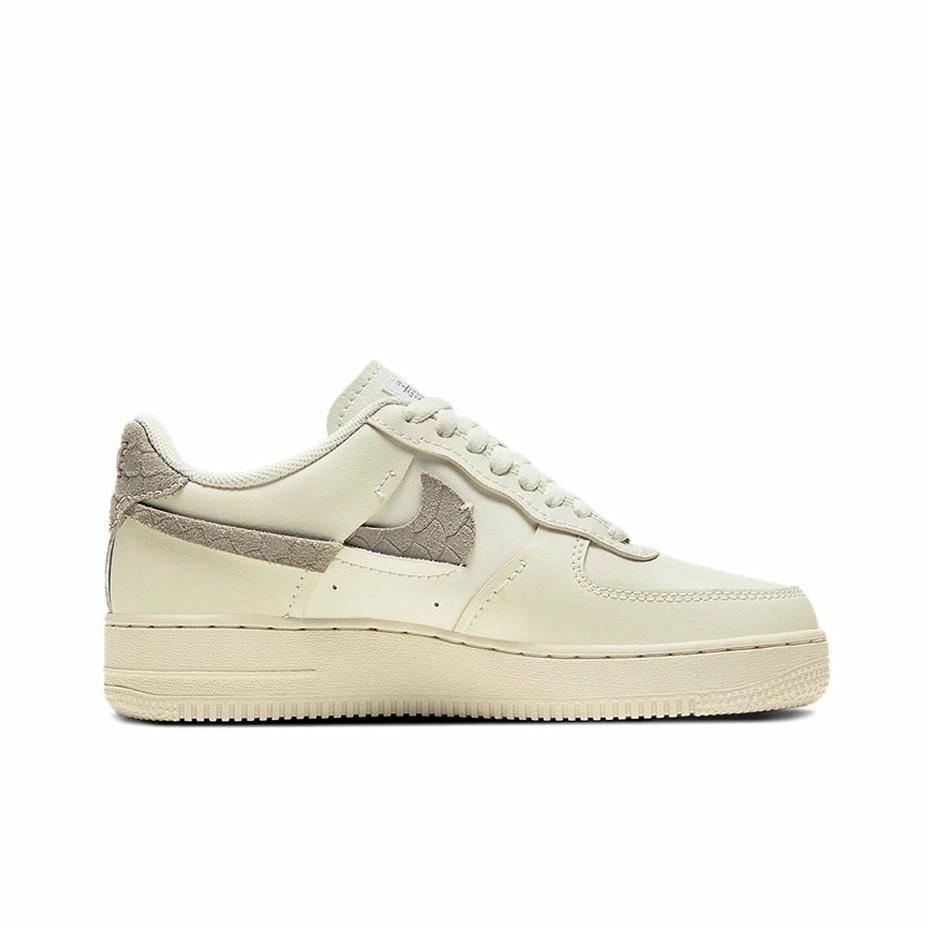 Nike Air Force 1 Low LXX Sea Glass Python - вид с внутренней стороны
