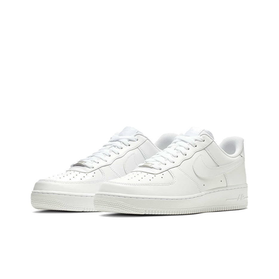 Nike Air Force 1 07 - вид спереди