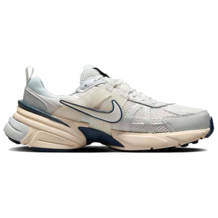 Nike V2K Run 'Platinum Tint' - вид с внутренней стороны