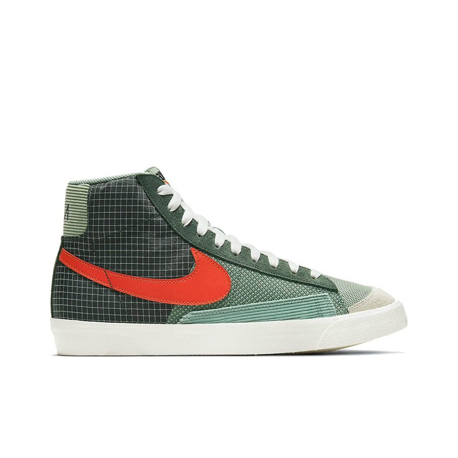 Nike Blazer 77 Patch "Dutch Green" - вид с внутренней стороны