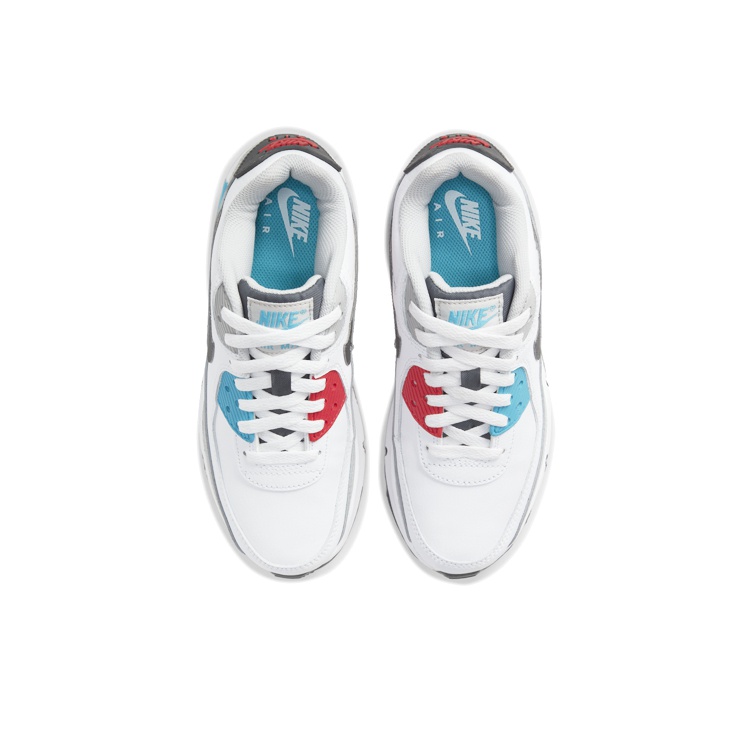 Nike Air Max 90 - вид сзади