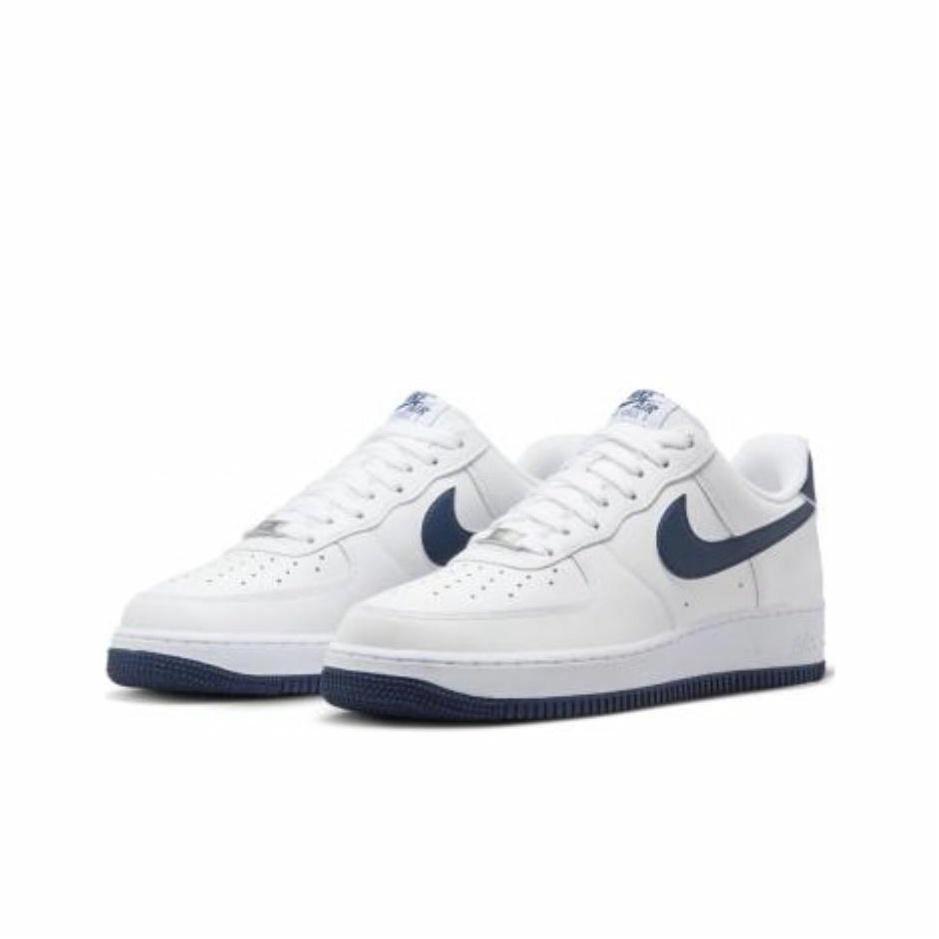 Nike Air Force 1 '07  White Midnight Navy - вид спереди