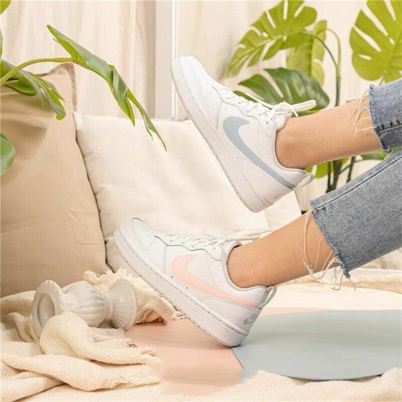 Nike Court Borough 2 GS White - вид с внутренней стороны