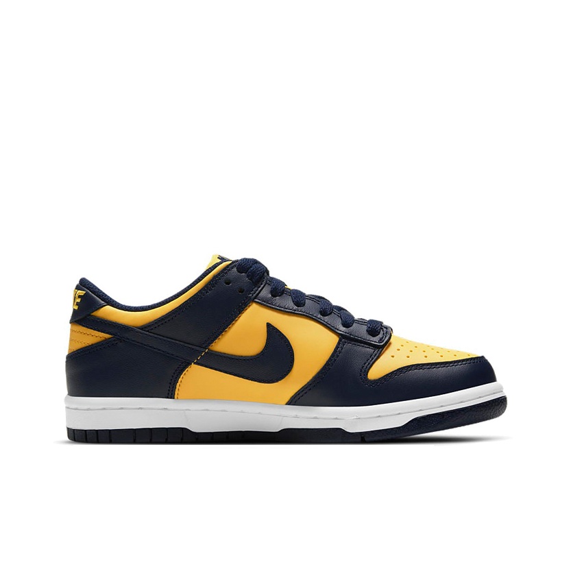 Nike Dunk Varsity Maize - вид сзади