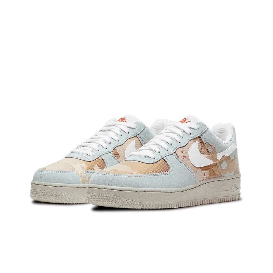 Nike Air Force 1 07 LX "Desert Camo" - вид спереди