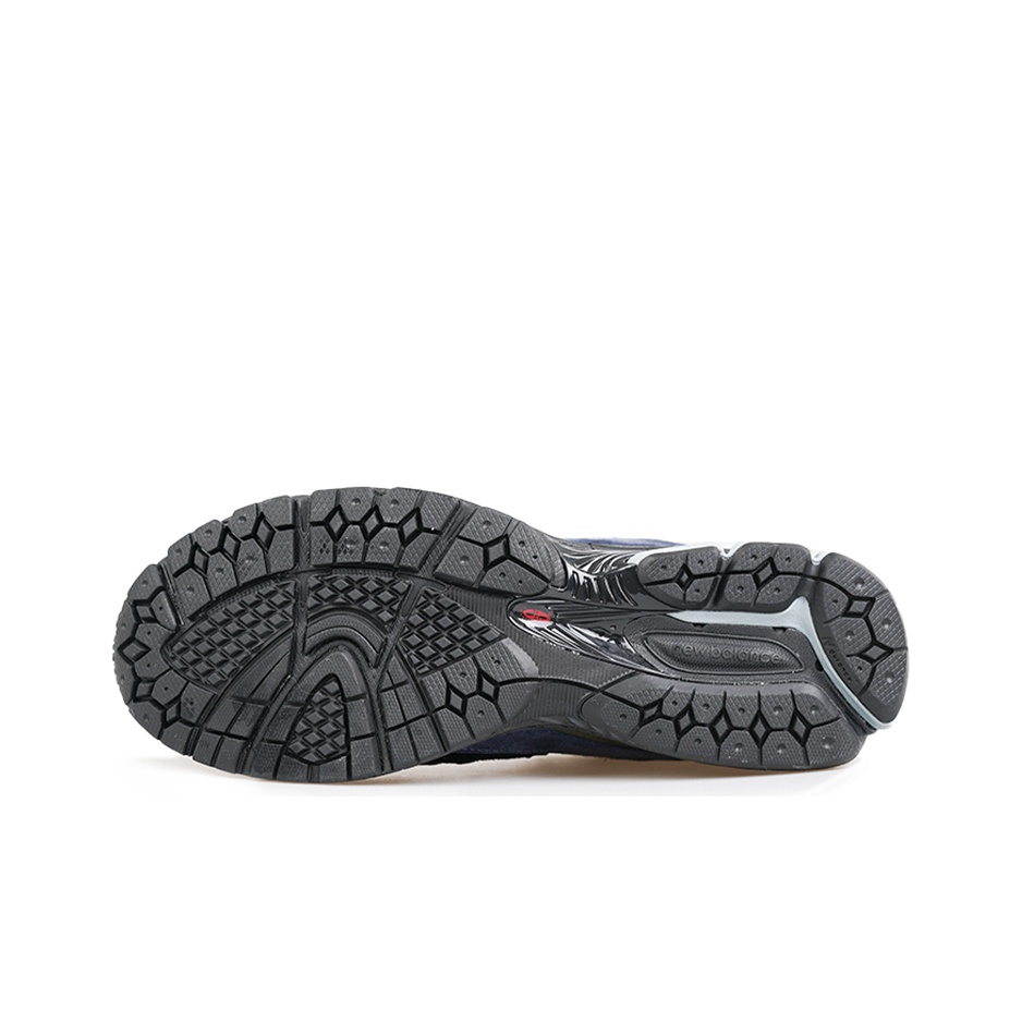 New Balance NB 2002R (полнота: D) - подошва