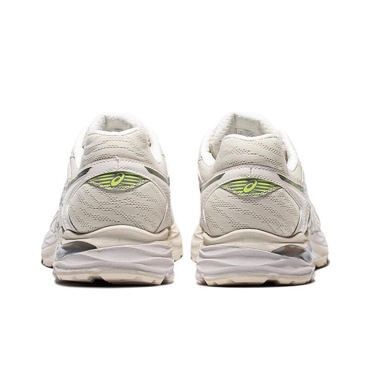 Asics Gel-Flux 4 - вид спереди