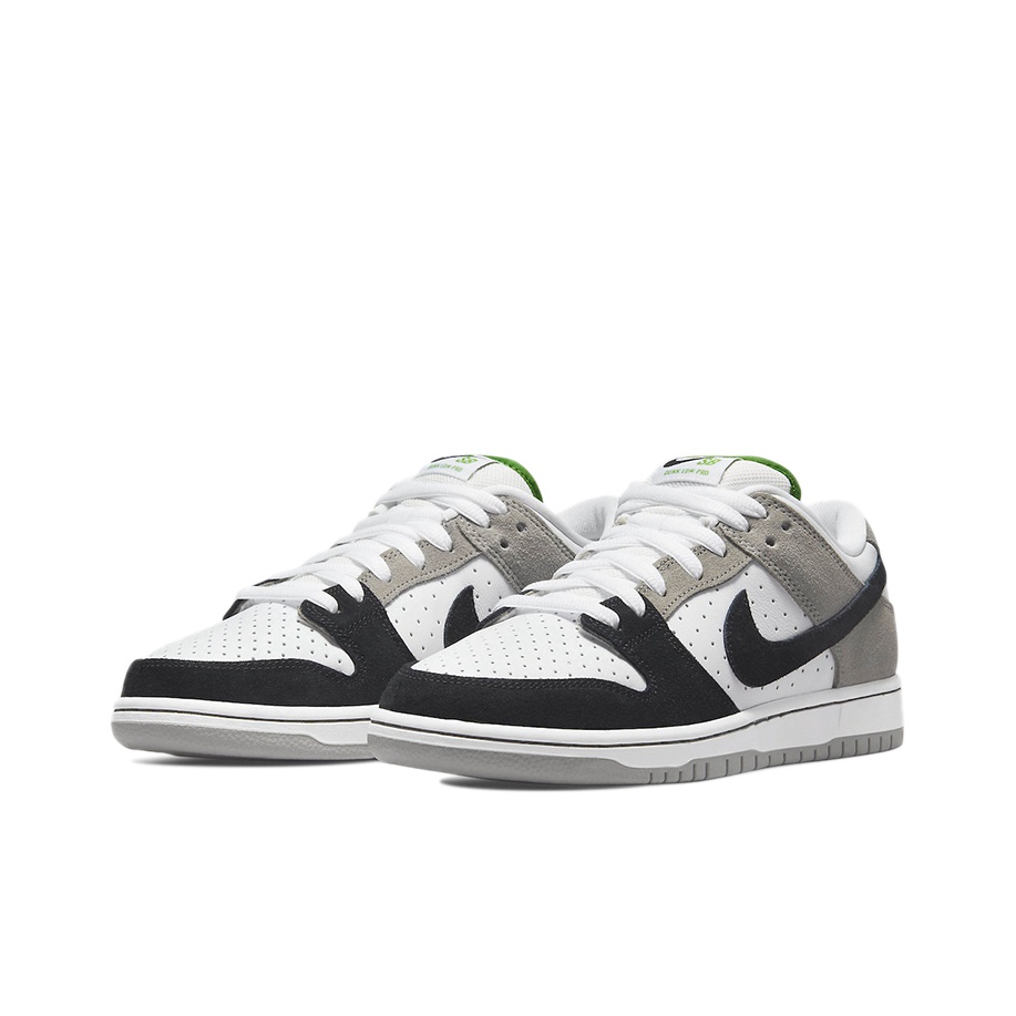 Nike Dunk SB chlorophyll - вид спереди