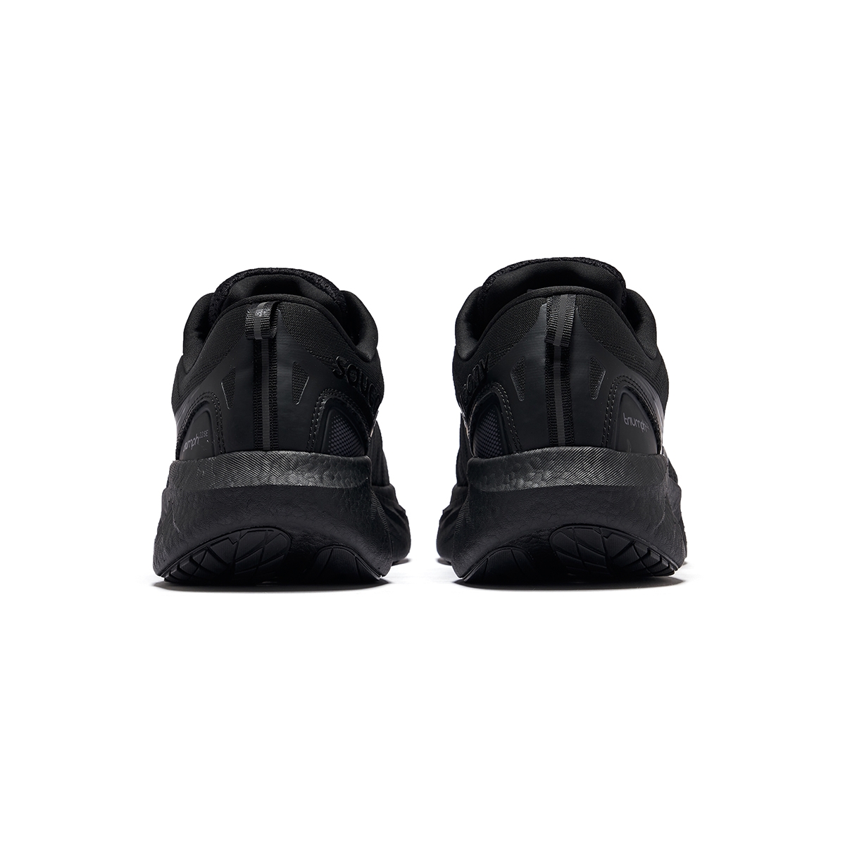 Saucony TRIUMPH 22 SE - rear view