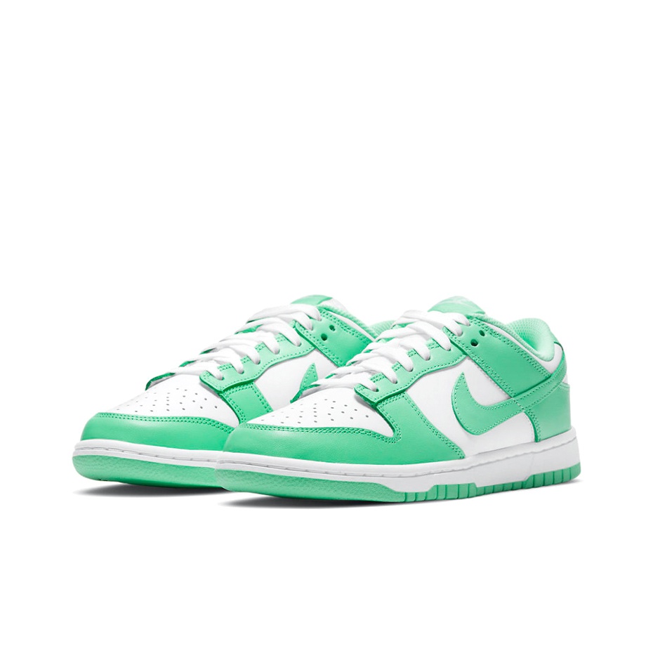 Nike Dunk green glow - вид спереди