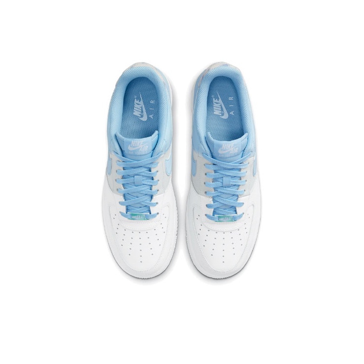 Nike Air Force 1 "Psychic Blue" - вид спереди