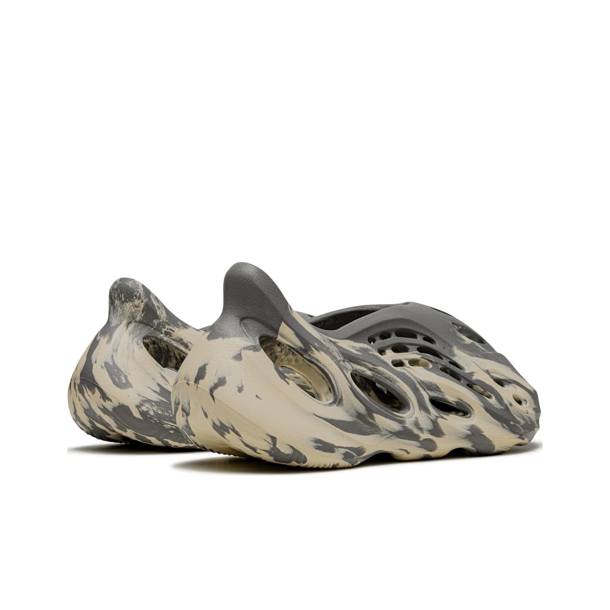 adidas originals Yeezy Foam Runner "MXT Moon Grey" - вид сзади
