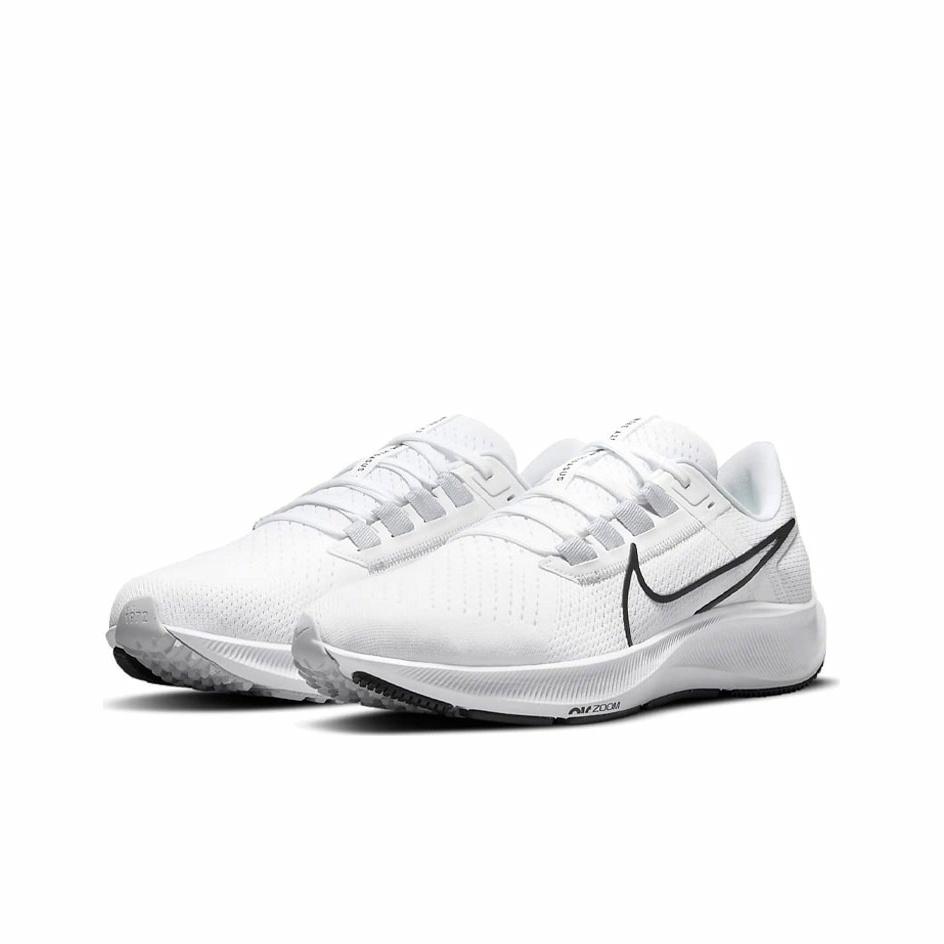 Nike Air Zoom Pegasus 38 'White Black' - вид спереди