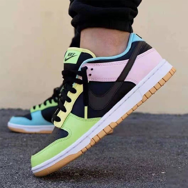 Nike Dunk SE Free.99 - вид сзади