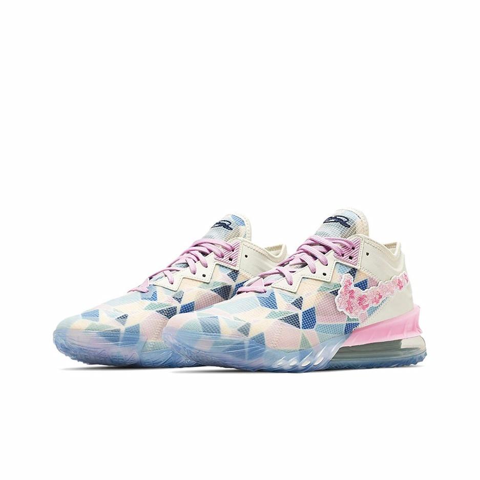Nike Lebron 18 Anti-slip and wear-resistant - вид спереди