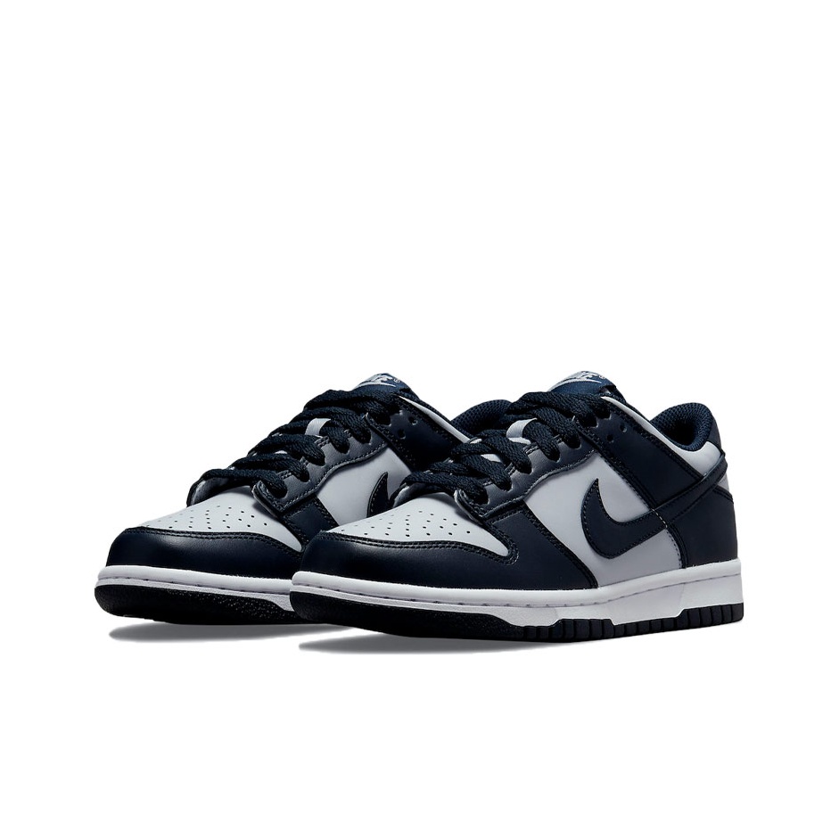 Nike Dunk Georgetown - вид спереди