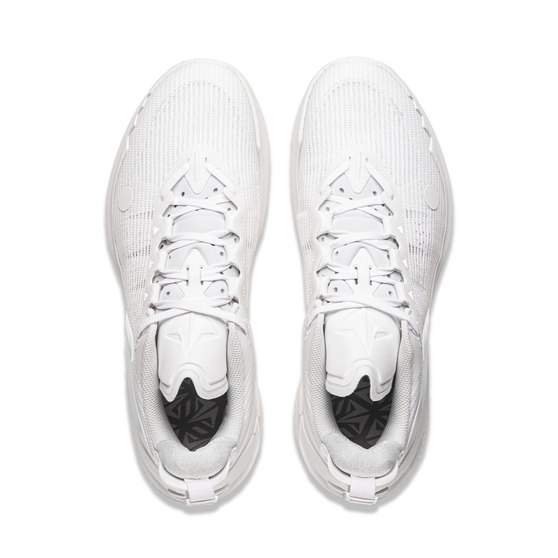 Li-Ning JB2 Shock Absorbing, Non Slip,, And White - вид спереди