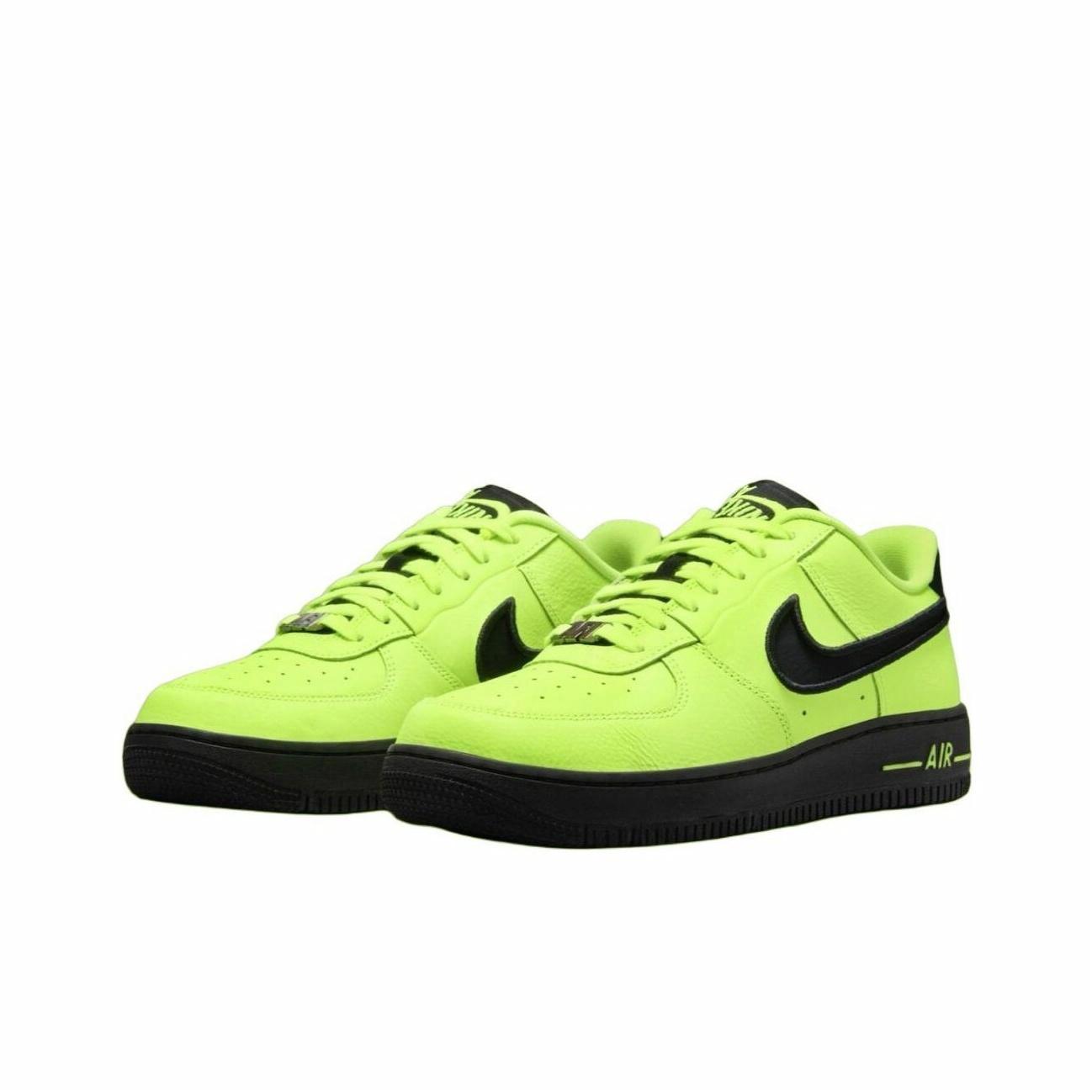 Nike Air Force 1 Low Dance Volt/Gunmetal/Black - вид сзади