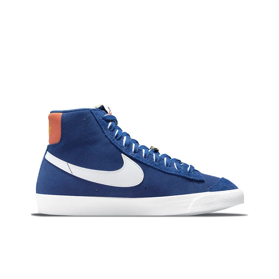 Nike Blazer 77 "First Use" - вид с внутренней стороны
