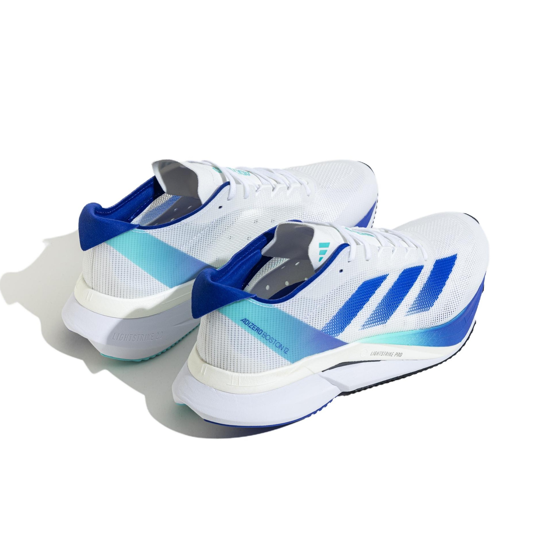 adidas Adizero Boston 12 - вид спереди