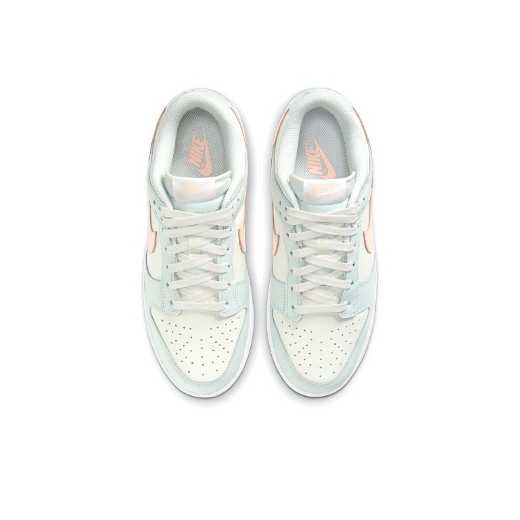 Nike Dunk Low Barely Green - вид сзади