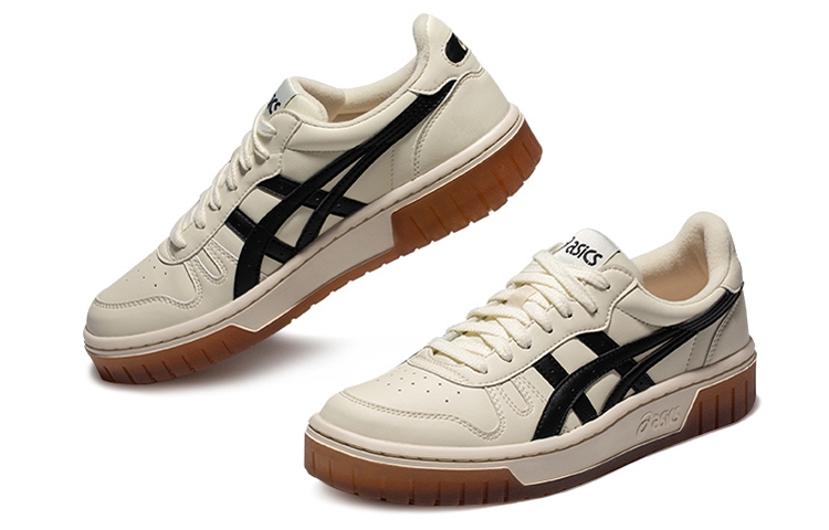 Asics Court MZ Cream Black Gum - rear view