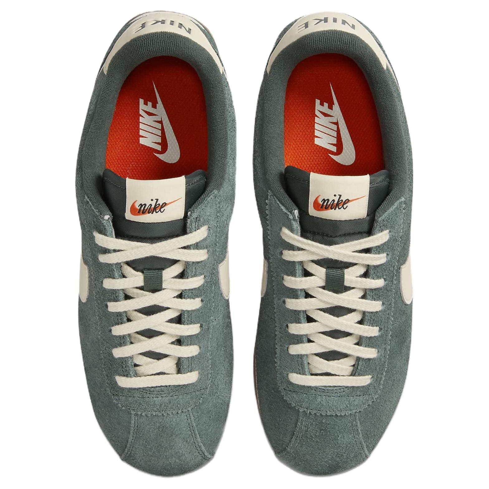 Nike Cortez Vintage Vintage Green Gum - вид сзади
