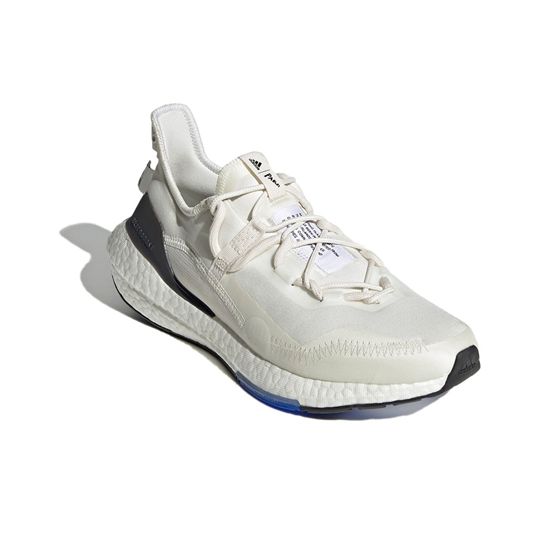 parley x adidas Ultraboost 21 - вид спереди