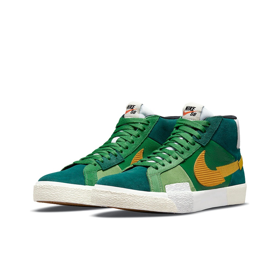 Nike SB Blazer MID MOSAIC - вид спереди