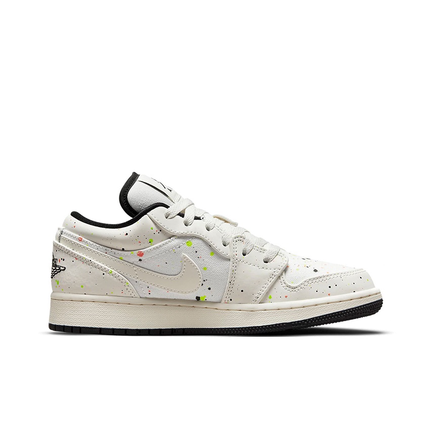Air Jordan 1 Low SE "Paint Splatter" - вид с внутренней стороны