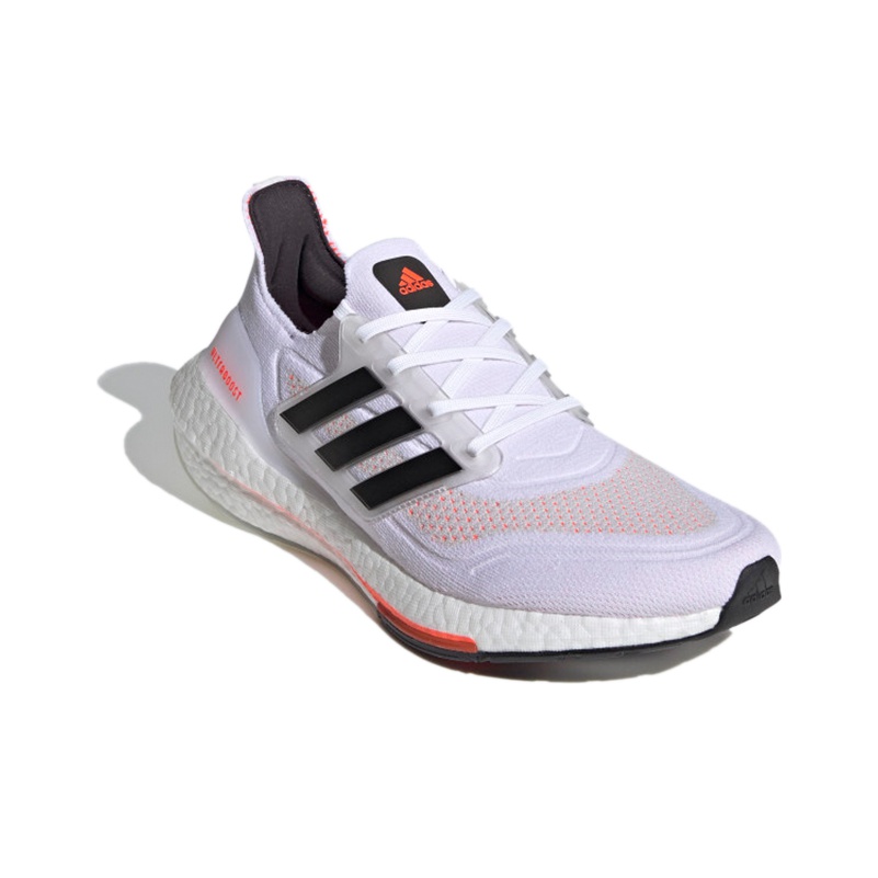 adidas Ultra Boost 21 Tokyo - вид спереди