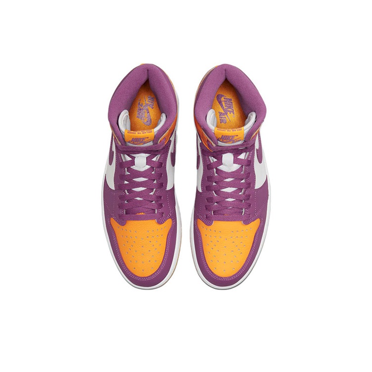 Jordan Air Jordan 1 retro high og "university gold and light bordeaux" - вид сзади