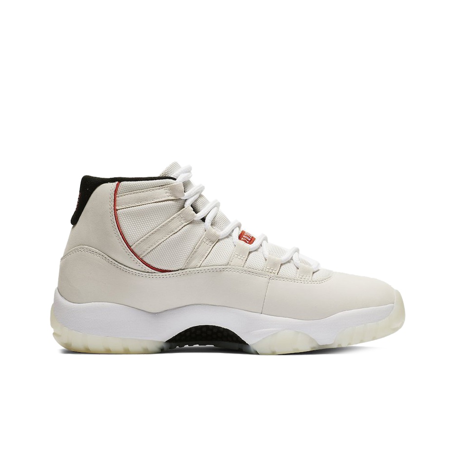 Jordan Air Jordan 11 platinum tint - вид с внутренней стороны