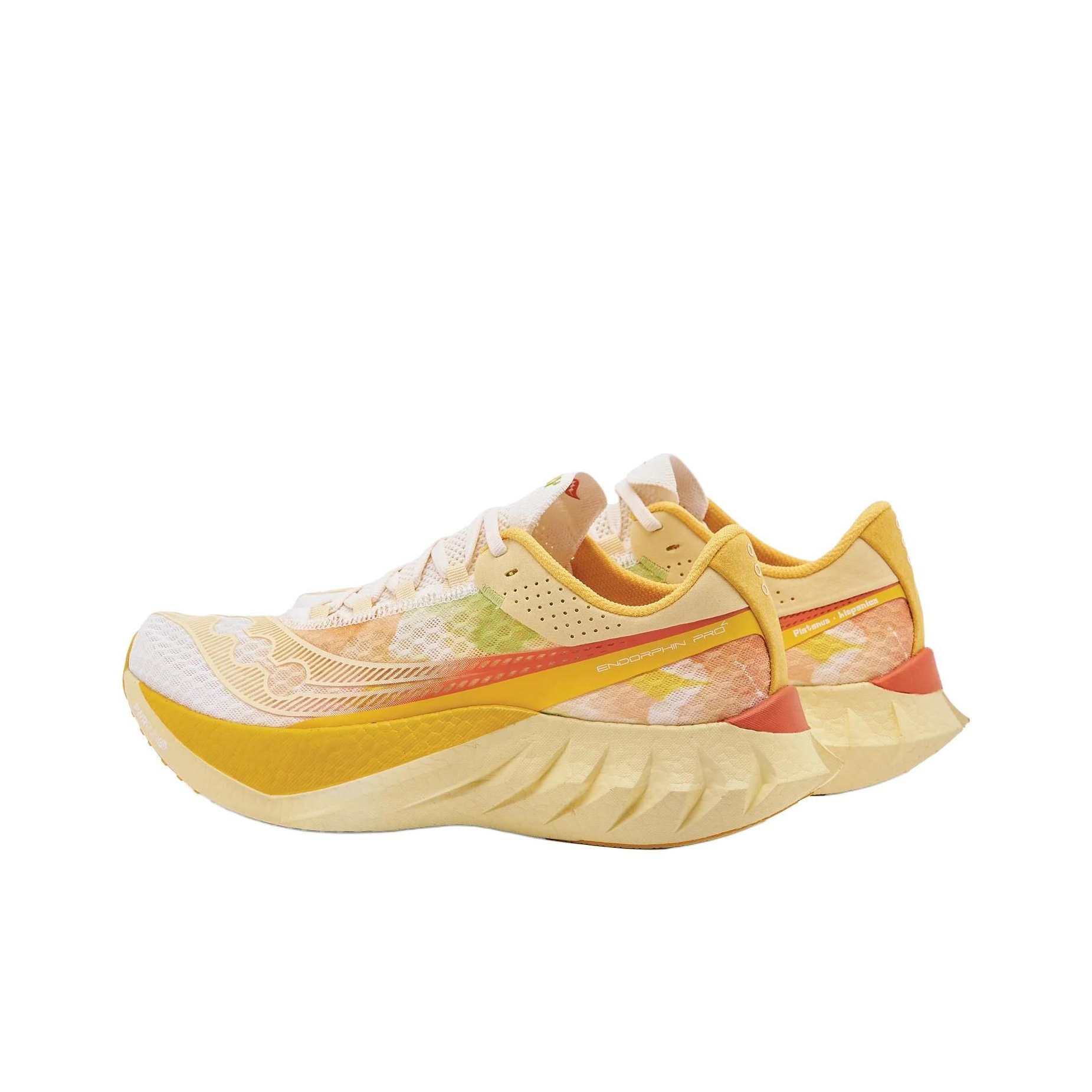 Saucony Endorphin Pro 4 - вид с внутренней стороны