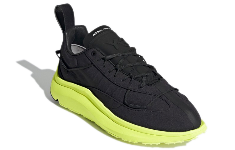 Y-3 Shiku Run 'Black Frozen Yellow' - вид спереди