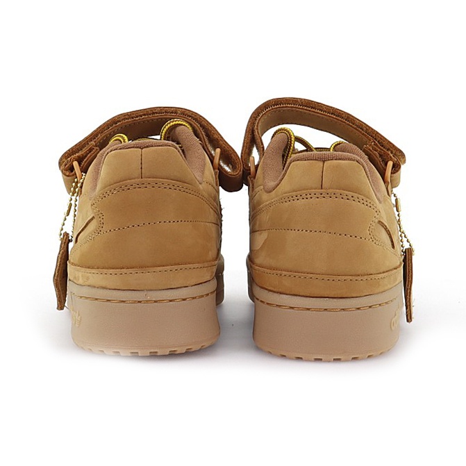 atmos x adidas originals FORUM Low "Wheat" - sole