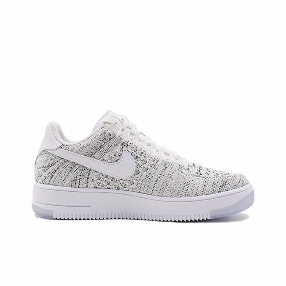 Nike Air Force 1 Flyknit Low - вид с внутренней стороны