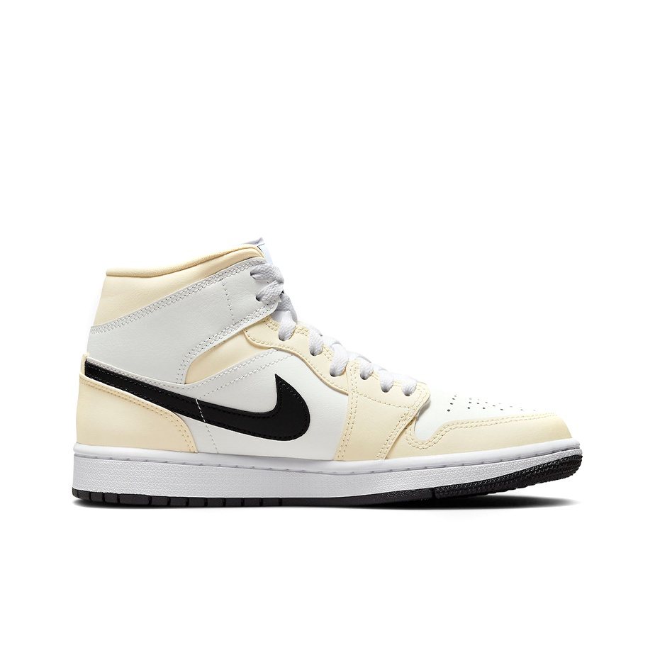 Jordan Air Jordan 1 mid "coconut milk" - view from the inside