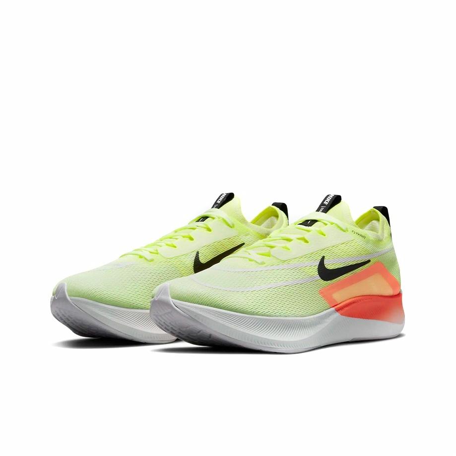 Nike Zoom Fly 4 'Barely Volt' - вид спереди