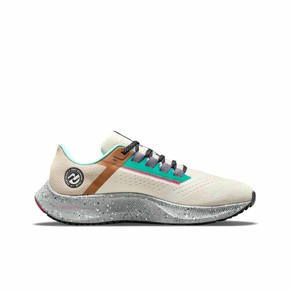 Nike Air Zoom Pegasus 38 'Running Club - Sail' - вид с внутренней стороны
