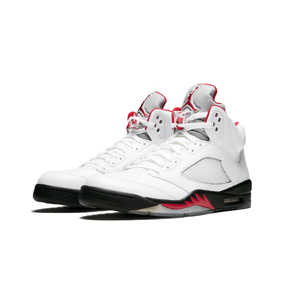 Jordan Air Jordan 5 Retro Fire Red (2013) - вид спереди