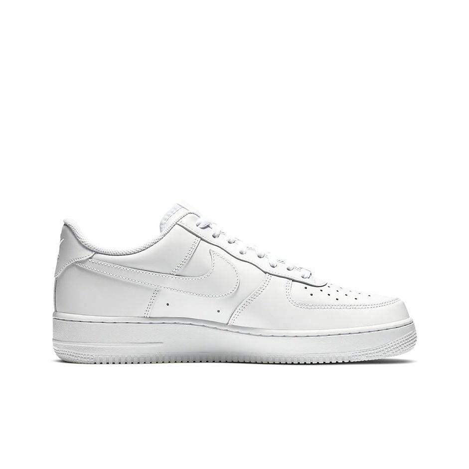 Nike Air Force 1 Low '07 White - вид с внутренней стороны