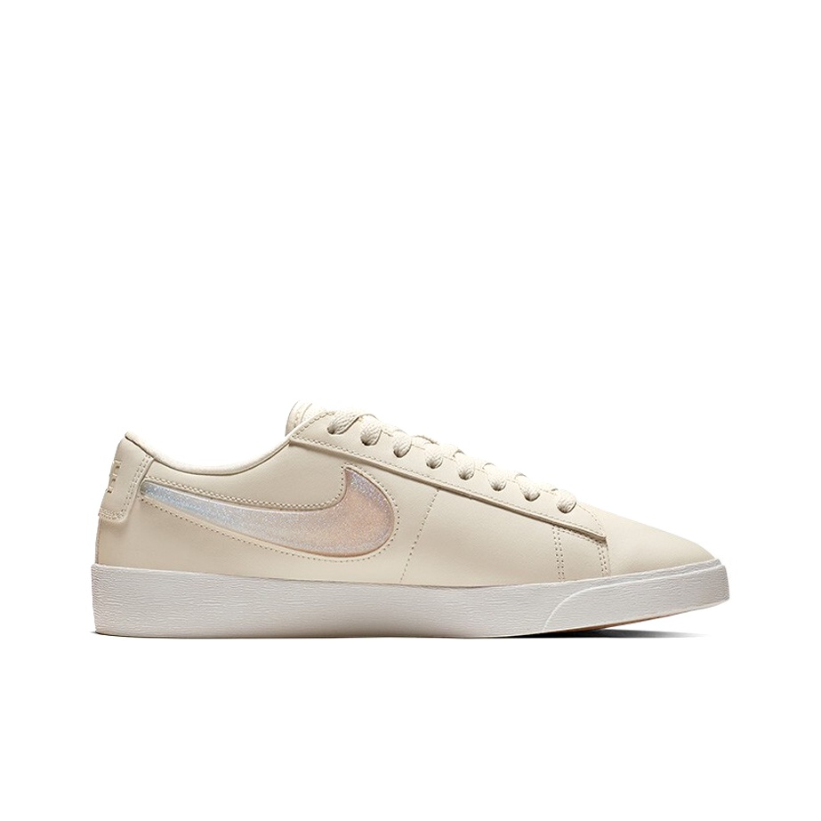 Nike Blazer Low "Jelly Jewel — Cream" - вид с внутренней стороны