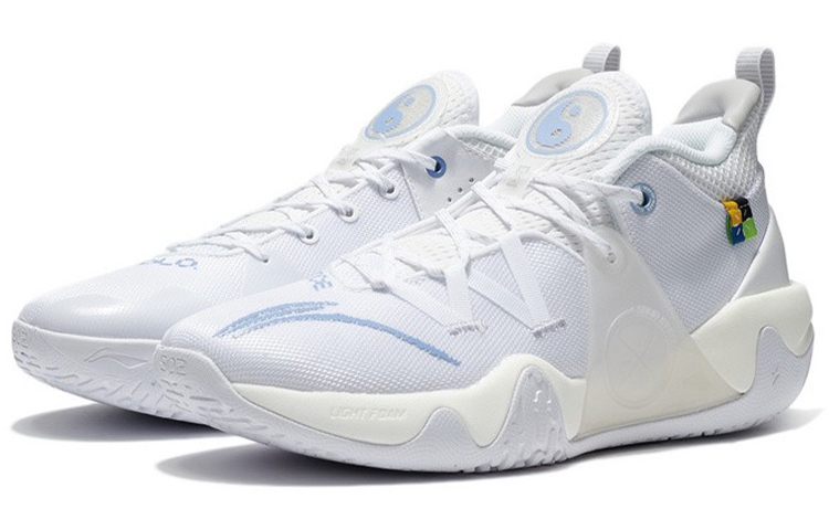 Li-Ning Coldblood White - вид спереди