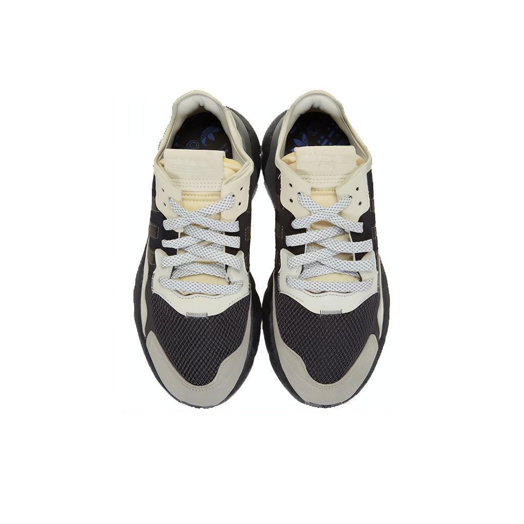 adidas originals Nite Jogger Core Black Carbon - вид спереди