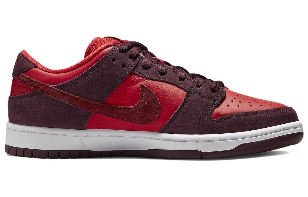 Nike Dunk SB Pro "cherry" - вид с внутренней стороны