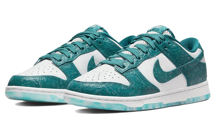 Nike Dunk "Ocean" - вид спереди