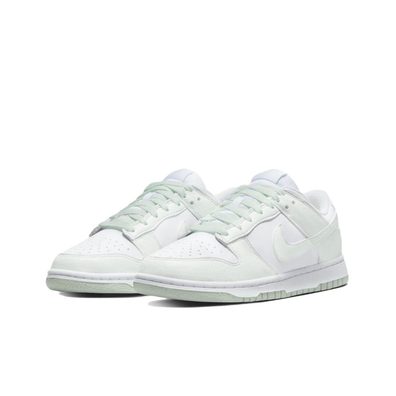 Nike Dunk Next Nature "White Mint" - вид спереди
